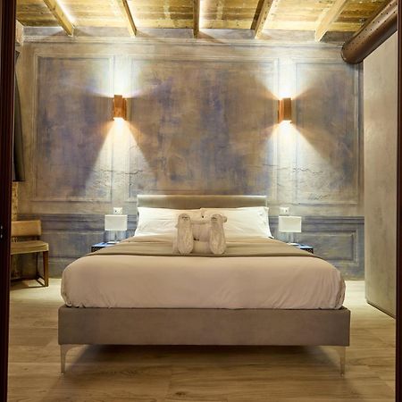 Blue Moon-Emme Loft Apartment มิลาน ภายนอก รูปภาพ